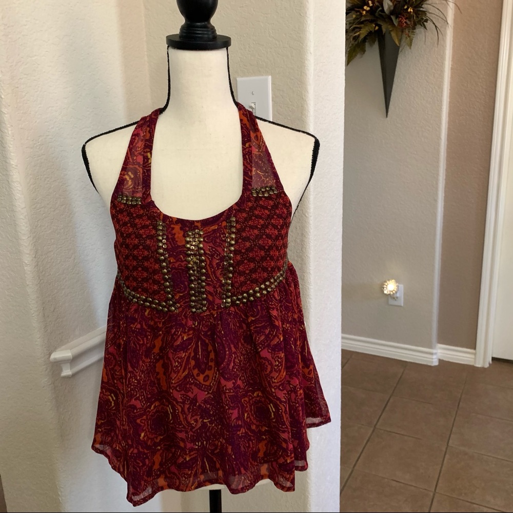 Ecote red and maroon brass stud razorback tank top Size S